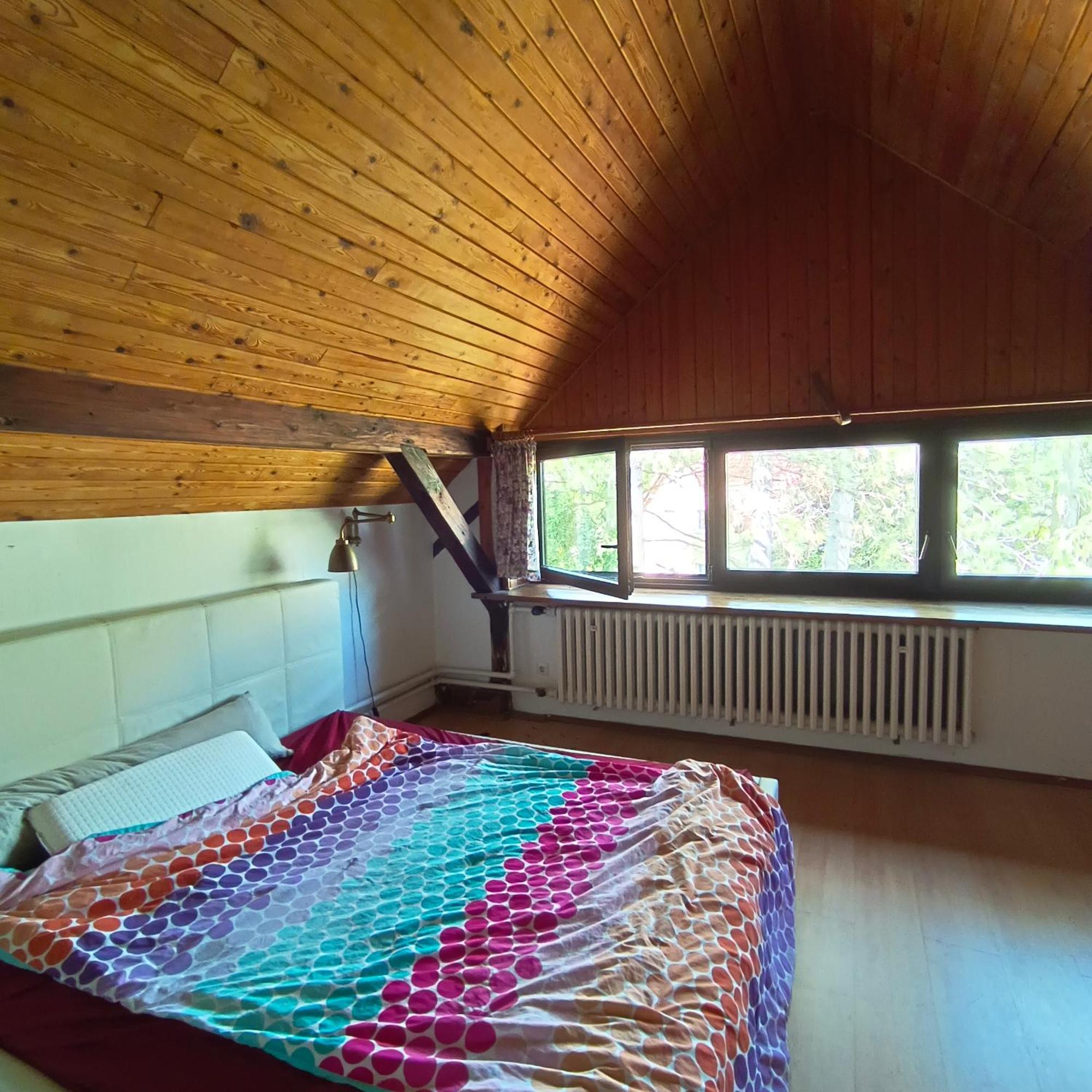 In-the-middle-of-nature Spacious Nest Brandenburg Airport * Berlijn